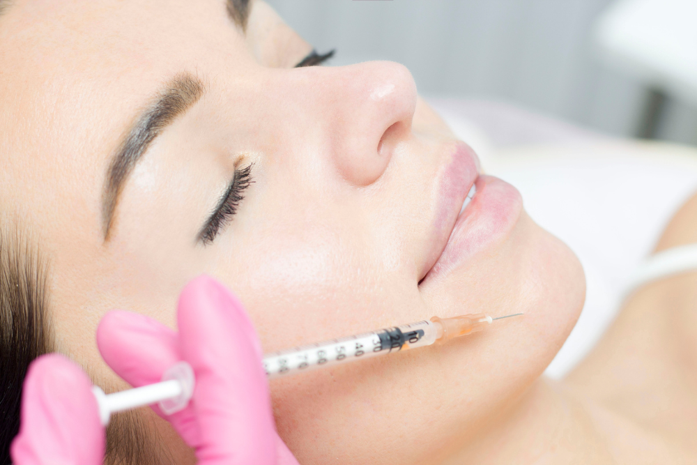 You are currently viewing PRP Facelifts and Collagen: The Powerhouse Pair for Younger-Looking Skin