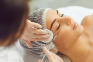 Read more about the article Dispelling Myths: Separating Fact from Fiction About Dermal Fillers