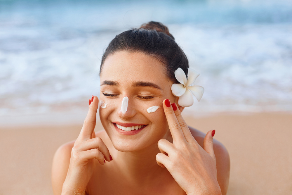 You are currently viewing Sunscreen Myths Debunked: Sun Safety for Glowing Skin