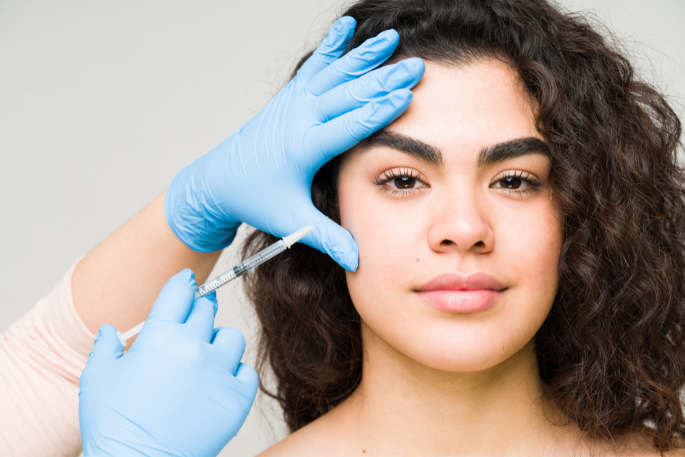 You are currently viewing Collagen Injections vs. Topical Creams: Which is Right for You?