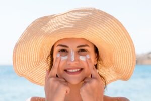 Read more about the article SPF 101: How to Choose the Right Sunscreen for Your Skin Type