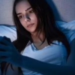 Is Your Smartphone Stealing Your Collagen? (The 2026 Blue Light Truth)