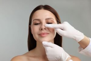 Read more about the article The 15-Minute Illusion: How a Liquid Nose Lift Makes Your Profile Smaller by Adding Volume