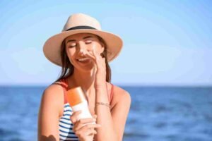 Read more about the article The 2026 Sunscreen Audit: Why Your Standard SPF is No Longer Enough