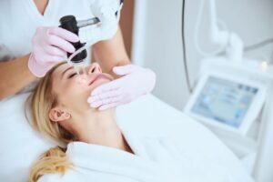 Read more about the article The 30-Day Pre-Laser Plan: How to Prepare Your Skin Architecture for CO2 Resurfacing